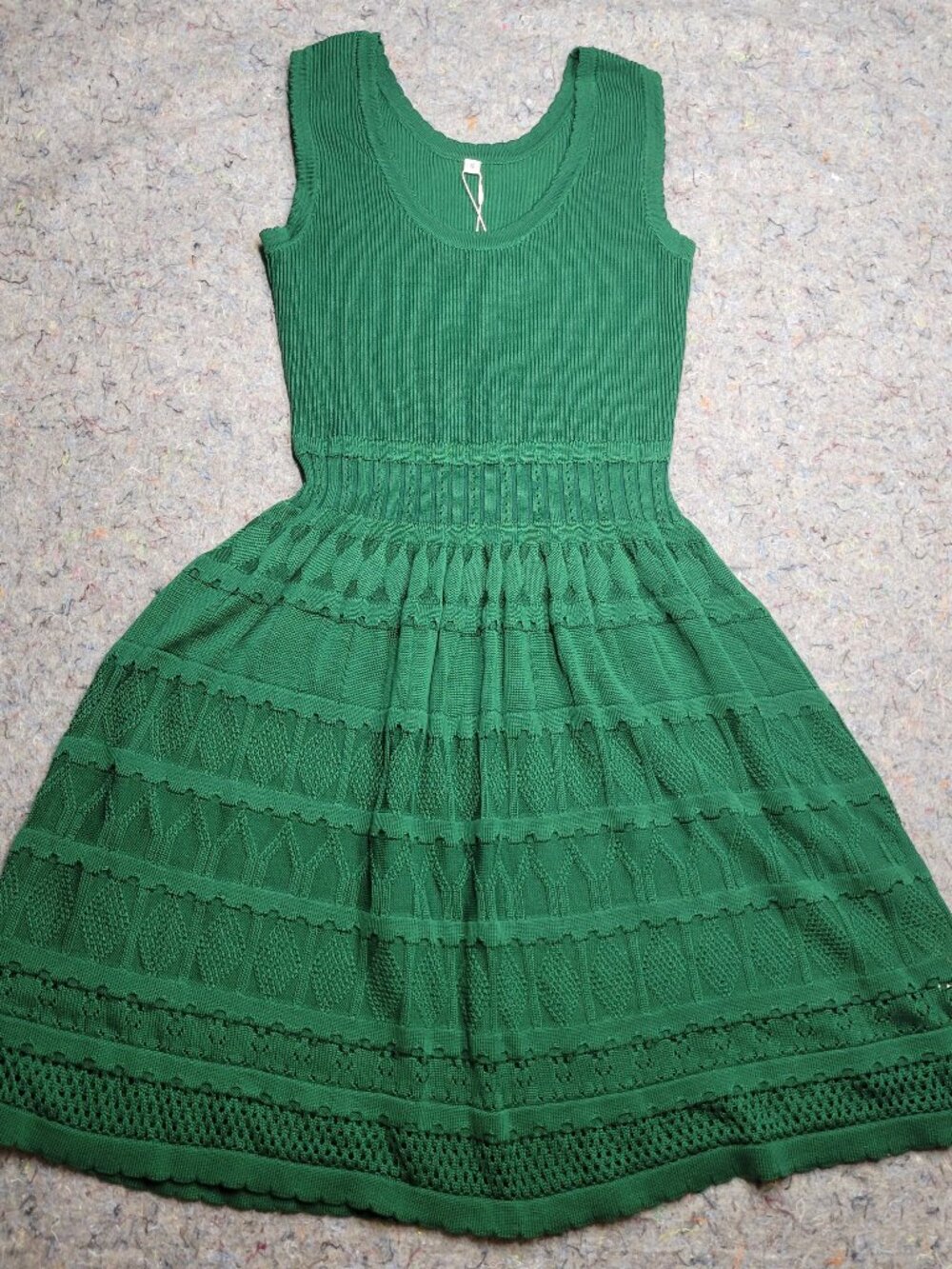 Womens dress, Anrabess,size small, green, new with tags